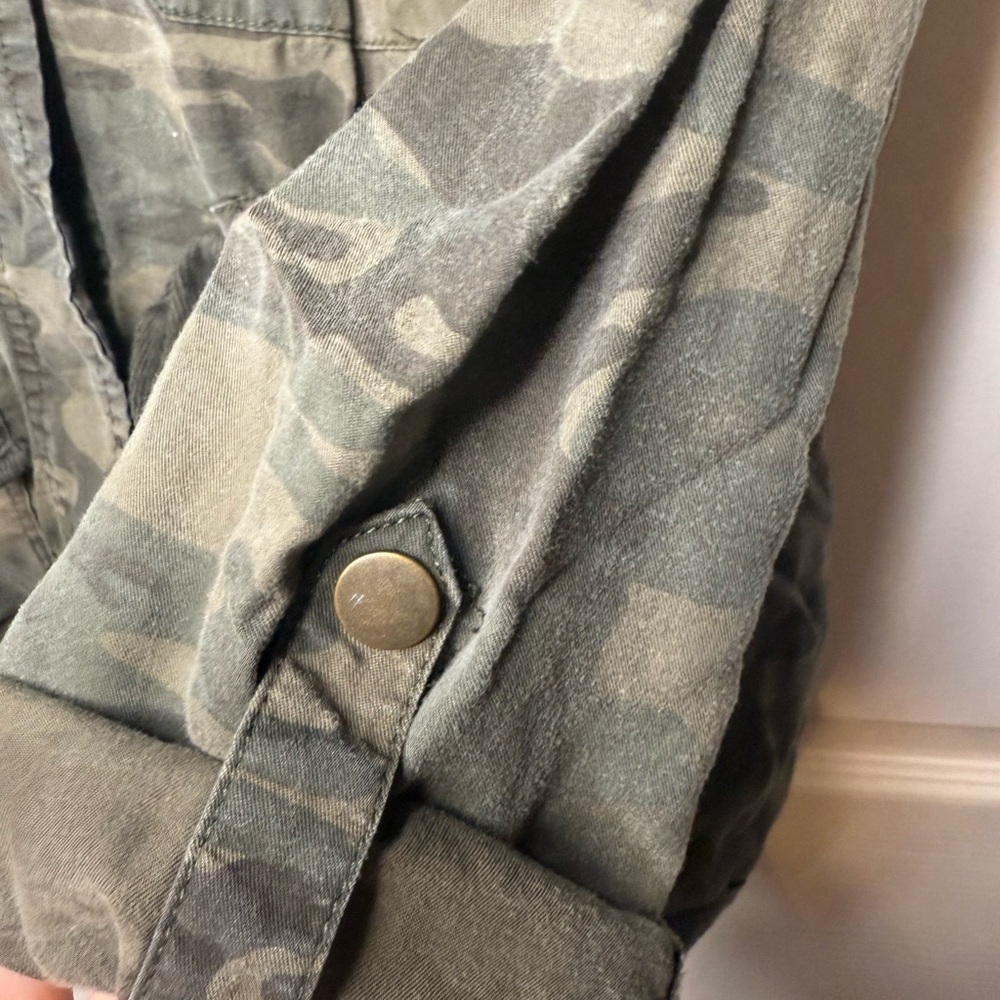 Social Standard by Sanctuary Green Camo Military Snap Jacket Size XS GUC - Picture 3 of 8